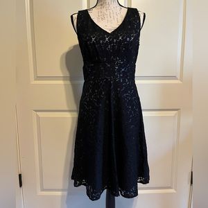 LOFT Black V-neck Sleeveless Dress Sz 2